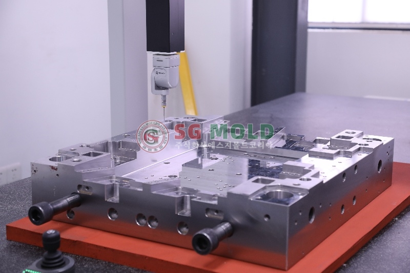  SG MOLD Korea의 7단계 품질 검사 시스템 – 정밀한 몰드베이스를 위한 약속